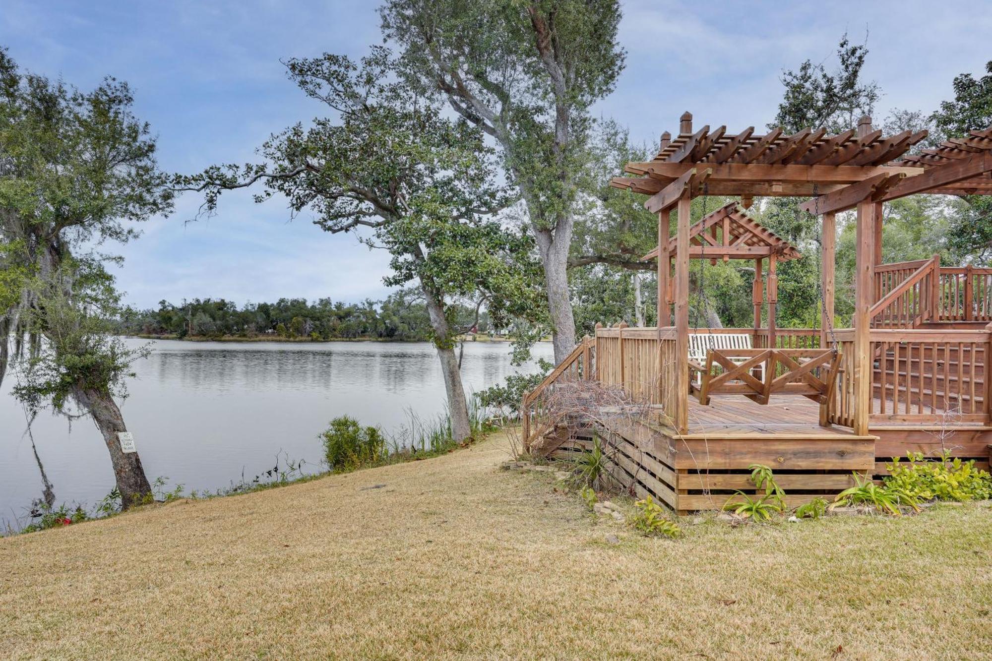 Lakefront Panama City Studio With Hot Tub Access 外观 照片