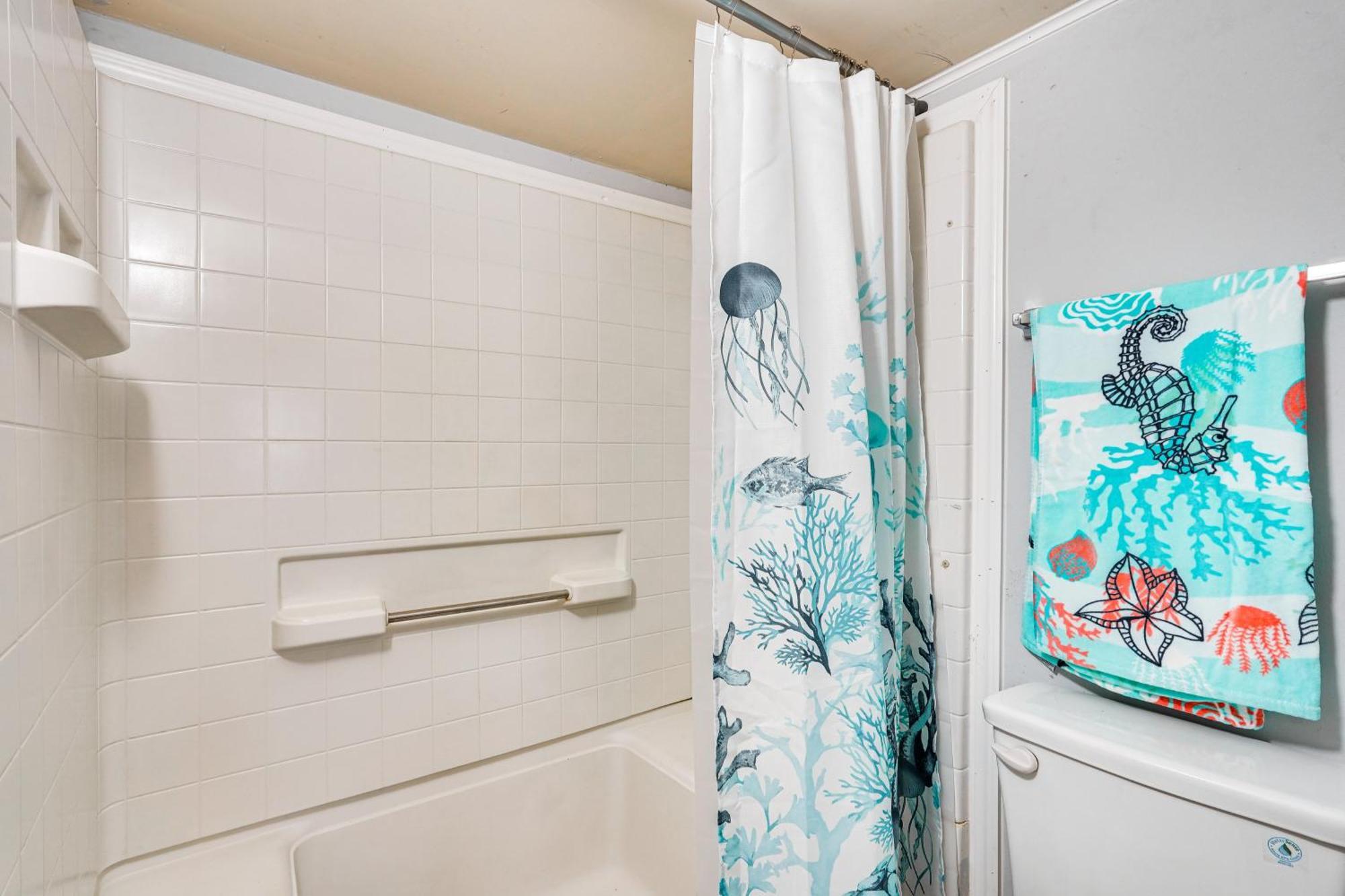 Lakefront Panama City Studio With Hot Tub Access 外观 照片