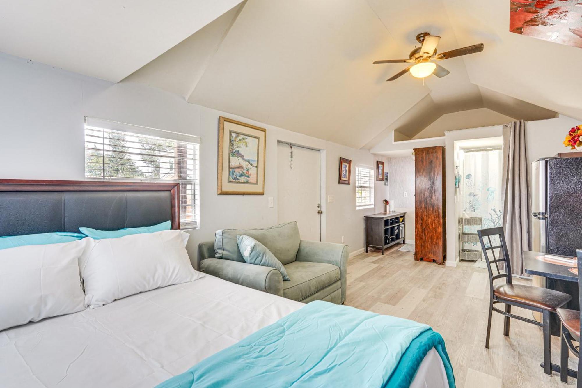 Lakefront Panama City Studio With Hot Tub Access 外观 照片