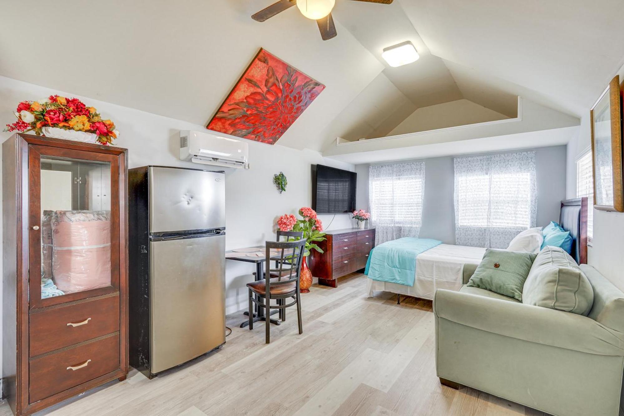 Lakefront Panama City Studio With Hot Tub Access 外观 照片